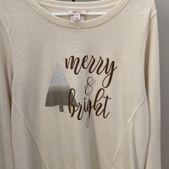 Style & Co. long Sleeve Holiday Top. Size Medium. - Picture 7 of 13